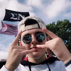 Meet your Posher, Gabe